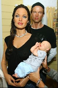 Prad Pitt : Prad Pitt and Angelina Jolie baby in wax