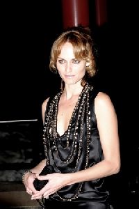 Amber Valletta : Hitch Movie Premiere