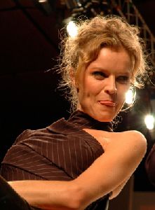 Eva Herzigova : Eva Herzigova-5