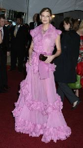 Linda Evangelista : AngloMania Costume Institute Gala at The Metropolitan Museum of Art - Arrivals