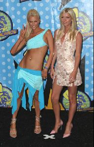 Nicky Hilton : 2003 MTV Movie Awards - Press Room