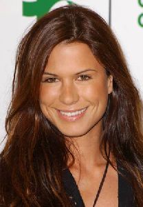 Rhona Mitra : St. Regis Hotel