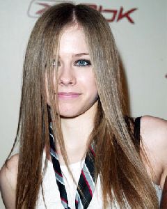 Avril Lavigne necktie