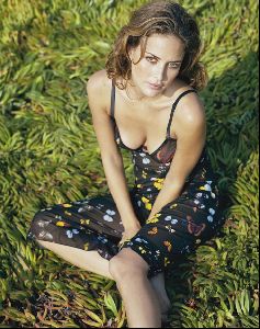 Josie Maran : josie-maran-13