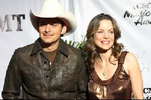 BRAD PAISLEY : Gaylord Entertainment Center