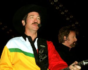 Brooks   Dunn : Brooks   Dunn-4