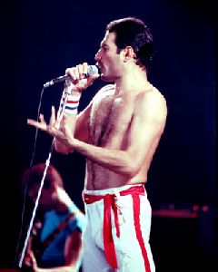 Queen : Queen-7