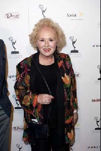 Doris Roberts : Doris Roberts-4