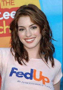 Anne Hathaway : Anne Hathaway-17