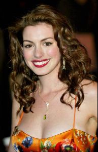 Anne Hathaway : Anne Hathaway-25