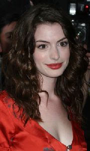 Anne Hathaway : Anne Hathaway-4