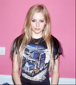 avril lavigne in a simple black tshirt