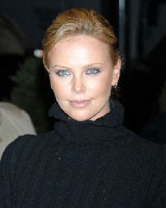 Charlize Theron : 258088