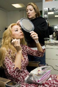 Cindy Margolis : cindy margolis makeup 2 big