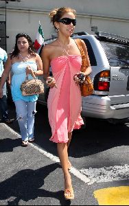 Eva Longoria : eva longoria pink dress 5 big