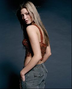 Holly Valance : holly valance ck 3 big