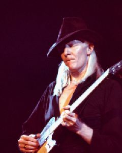 Johnny Winter : Johnny Winter-8