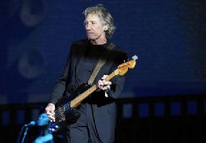 Roger Waters : Roger Waters-18