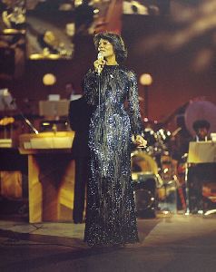 Dionne Warwick : Dionne-Warwick-pb05