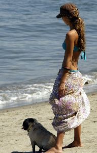 Jessica Alba spotted on a vacation in the Caribbean beach on January 8th 2007