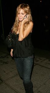 Jessica Simpson : ashlee simpson umbrella 5 big