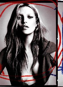 Kate Moss : stru cat 5 big