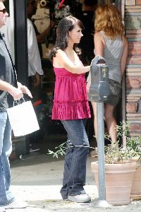 Jennifer Love Hewitt : jennifer love filming 7 big