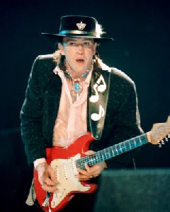 Stevie Ray Vaughan : Stevie Ray Vaughan-4