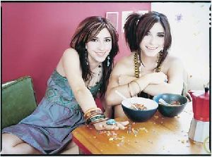 The Veronicas : veron3