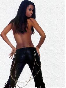 celebrity aaliyah : 11