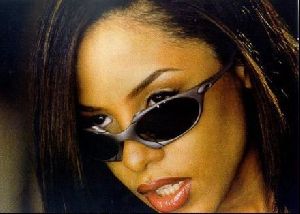 celebrity aaliyah : 20