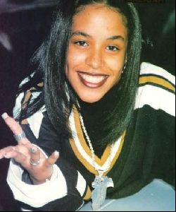 celebrity aaliyah : 33