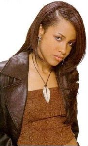 celebrity aaliyah : 85