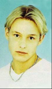 celebrity adam rickitt : 37