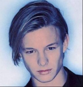 celebrity adam rickitt : 83