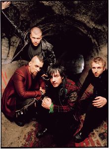 Three Days Grace : Three-Days-Grace-jv05