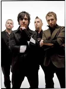 Three Days Grace : Three-Days-Grace-jv01