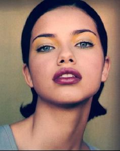 celebrity ford Supermodel of the World Contest adriana lima : 36