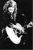 Bonnie Raitt : p12310p23f6