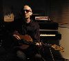 Graham Parker : Graham-Parker-br01