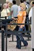 Pictures of Jessica simpson wearing an orange t-shirt