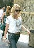 Jessica Simpson : jessica-simpson-whitejean01