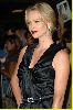 Charlize Theron : charlize-theron-in-the-valley-of-elah-premiere-05