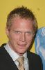 Actor Paul Bettany pictures Master and Commander - The Far Side of the World Movie Premiere