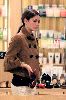 Rachel Bilson pictures do some shopping