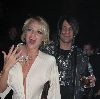 Pamela Anderson : 01453 Pamela Anderson parties with Criss Angel at LAX club1 122 1104lo