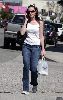 Alexis Bledel : alexisbledelcandids03zk4