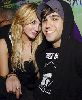 Pete Wentz : ashlee-and-pete-not-engaged 290x351