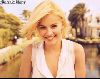 elisha cuthbert : 48