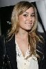 Lauren Conrad : lauren-conrad-is-back 251x374